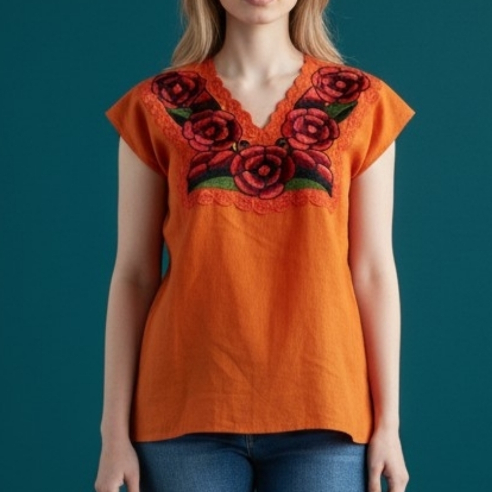 Vtg TRADITIONAL HANDMADE Linen Floral Embroidered Rose Mexican Puebla  Top
